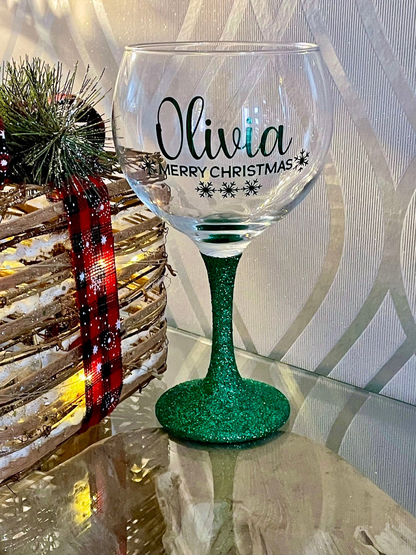 Personalised Christmas glitter glass, gift for him, gift for her, gift for girl, gift for boy, secret Santa, personalise a stocking filler