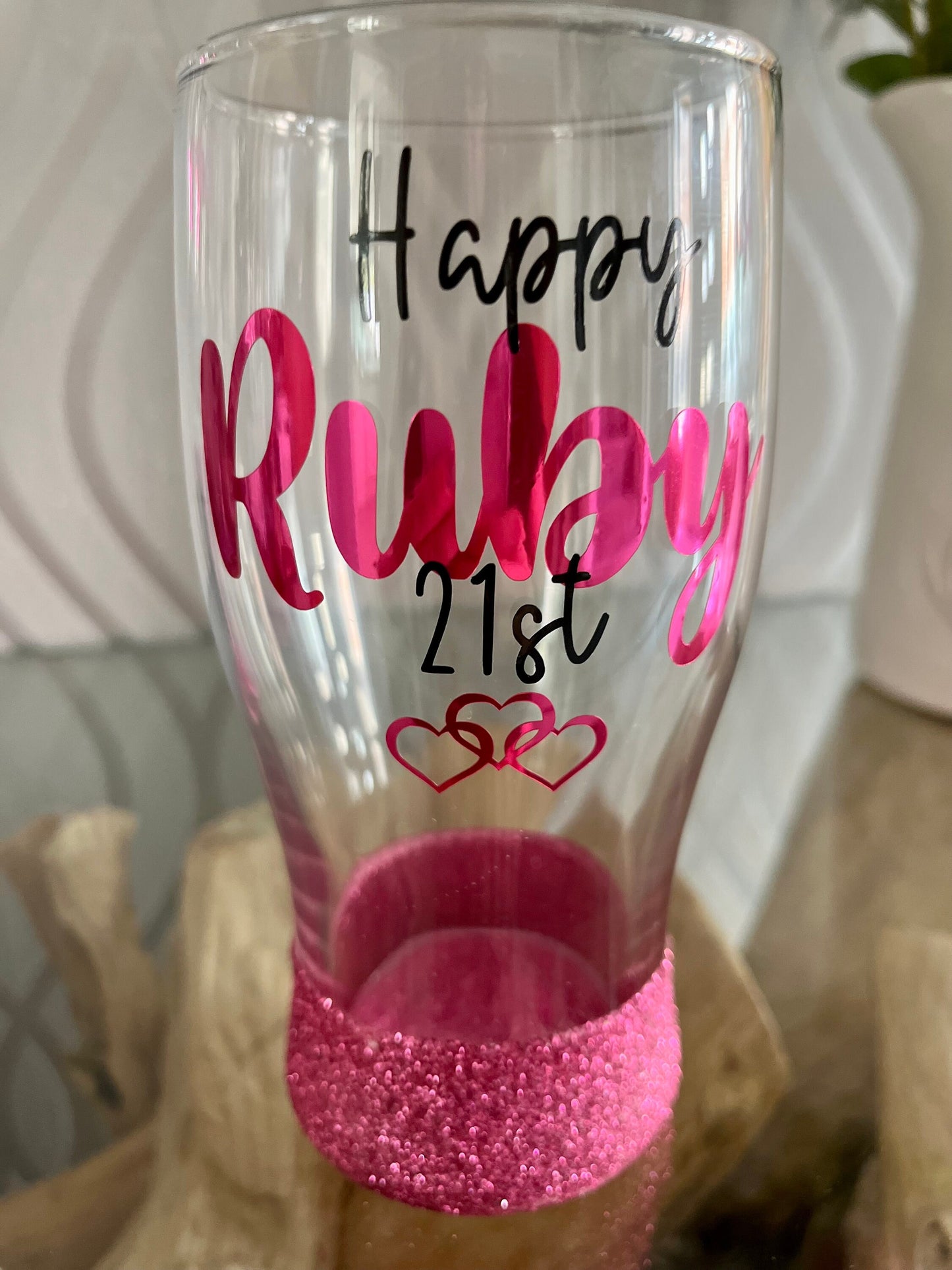 Personalised Birthday Pint Glass for 16 18 21 25 30 40 50 60 70 Gift for girl her mum aunt nan gran grandma. Heart design
Winney Hill