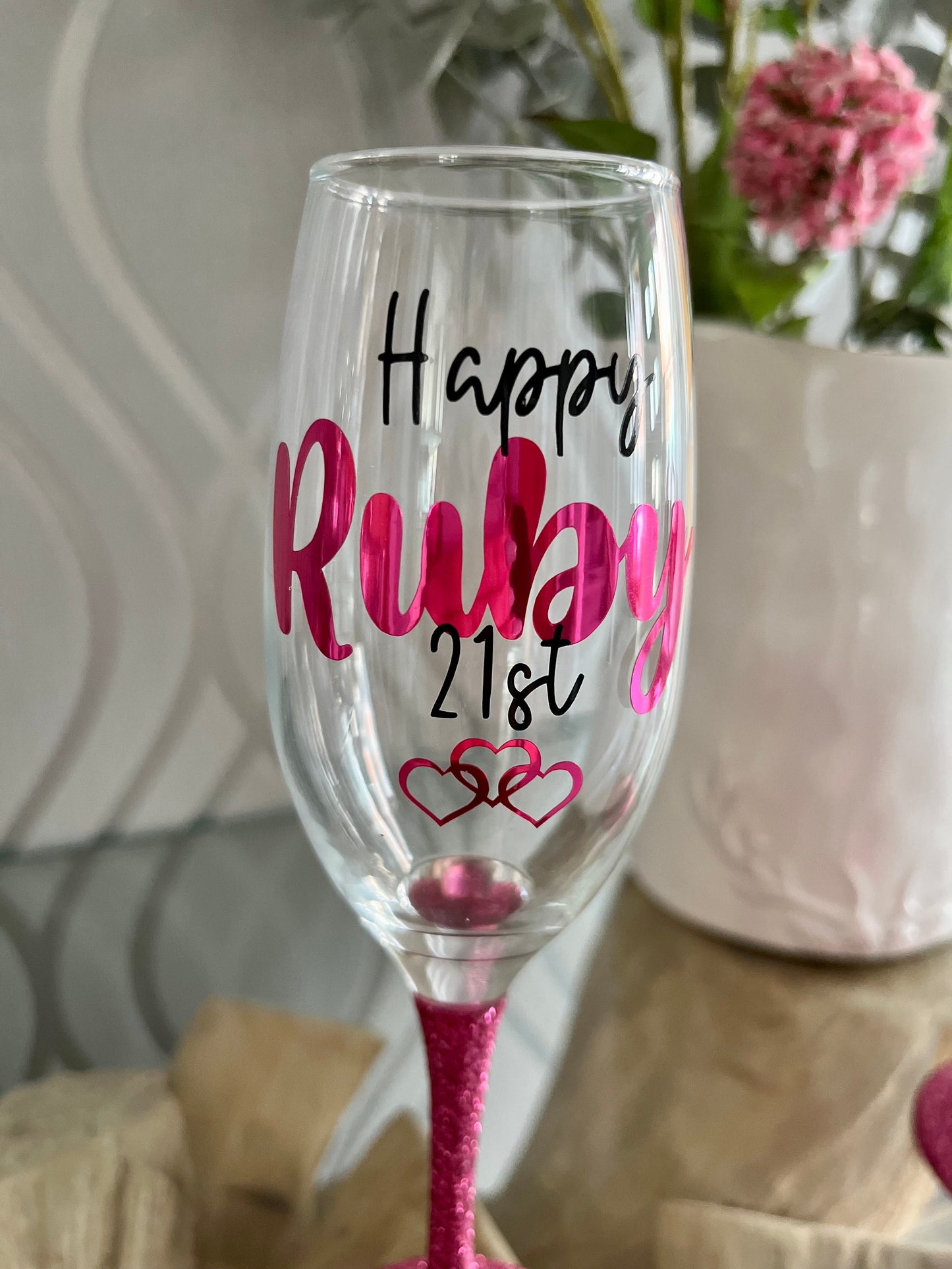 Personalised Birthday Prosecco champagne Glass for 16 18 21 25 30 40 50 60 70 Gift for girl her mum aunt nan gran grandma. Heart design
Winney Hill