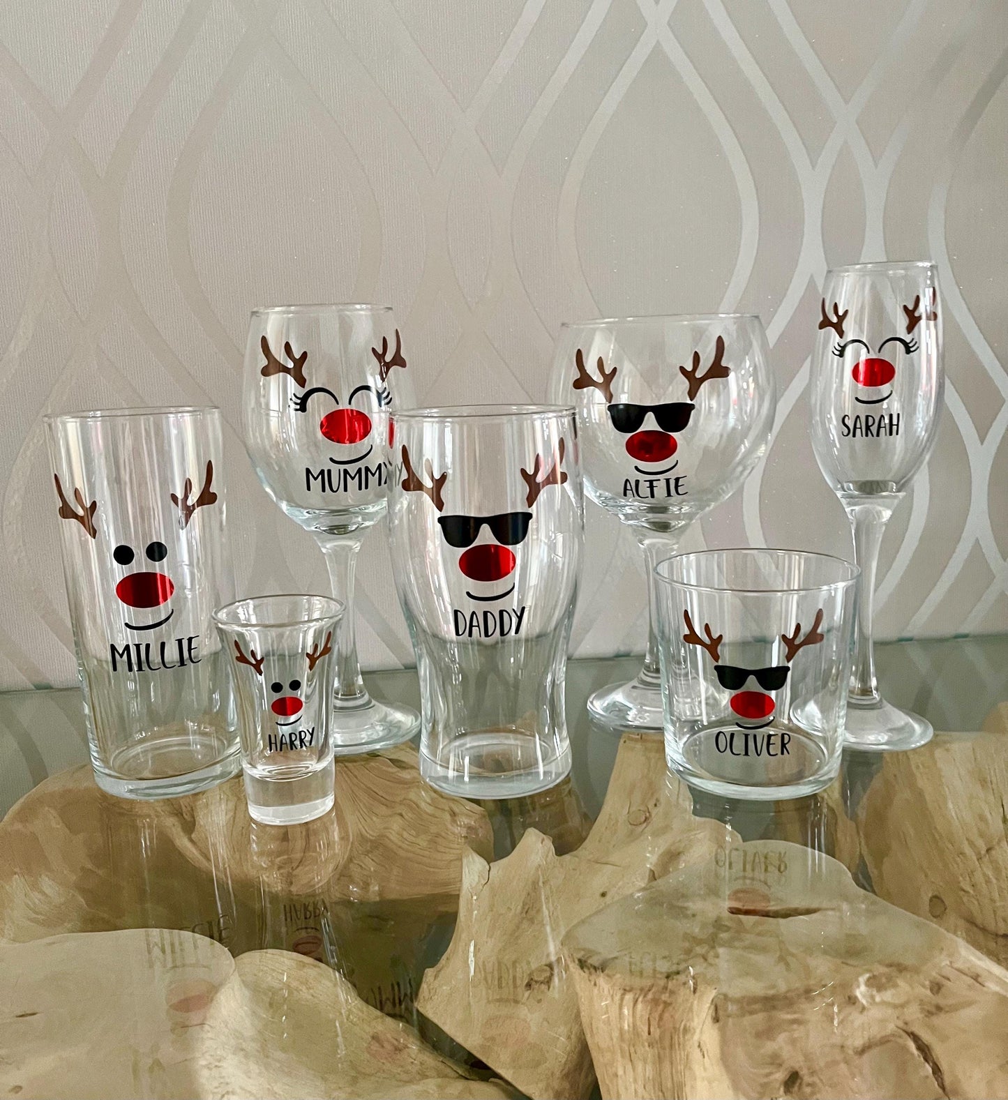 Christmas reindeer Glass. Perfect christmas gift. Christmas tableware, Christmas gifts under£10