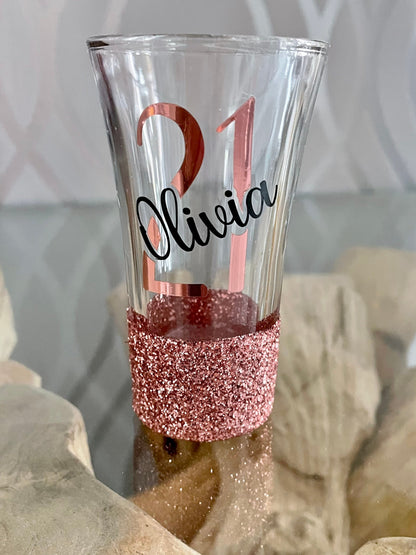 Personalised birthday glitter glass gift for him gift for her gift for teenager 18th 21st 30th 40th champagne gin wine shot pint glass