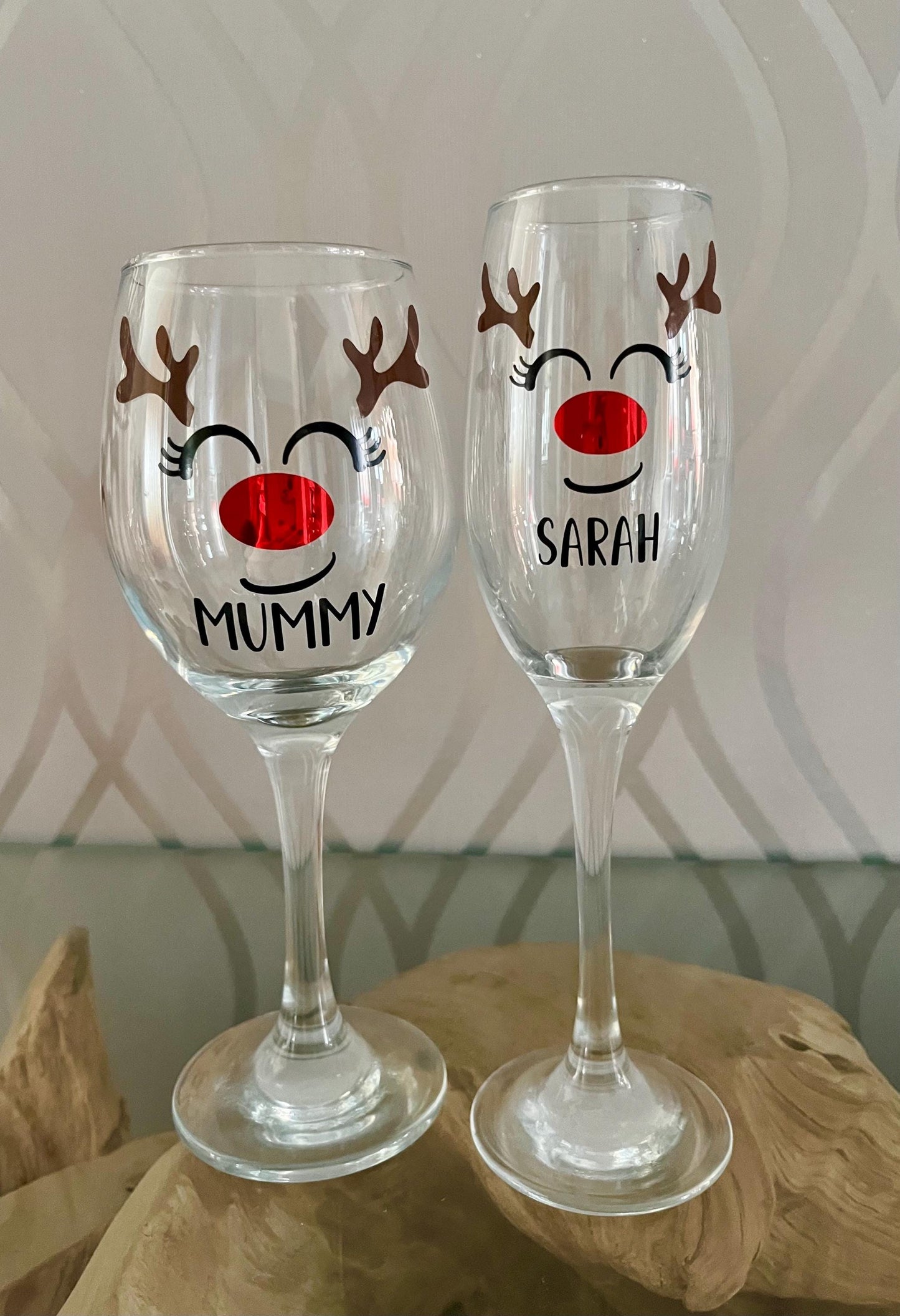Christmas reindeer Glass. Perfect christmas gift. Christmas tableware, Christmas gifts under£10