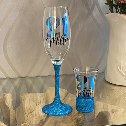 Personalised glitter birthday glass 18th Birthday gift 21st Birthday gift for her 30th Birthday 40th 50th gin wine shot prosecco milestone