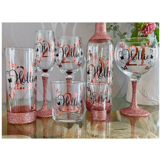 Personalised birthday glass with butterfly design – custom gift for her 16th, 18th, 21st, 25th, 30th, 40th, 50th, 60th, or 70th birthday. Unique present for mum, daughter, grandma, aunt, or nan. Winney Hill exclusive.